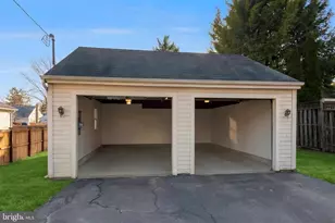 245 W.Market Street, Leesburg, VA 20176 - Photo 4