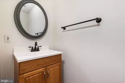 18779 Trident Square, Leesburg, VA 20176 - Photo 32