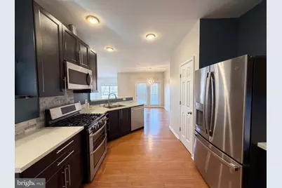 18560 Sierra Springs Square, Leesburg, VA 20176 - Photo 2