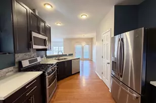18560 Sierra Springs Square, Leesburg, VA 20176 - Photo 2