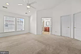 22047 Avonworth Square, Broadlands, VA 20148 - Photo 18