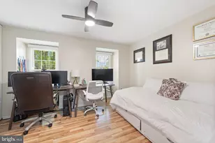 15 Dulany Ct, Sterling, VA 20165 - Photo 8