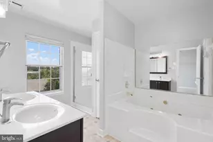 46613 Silhouette Square, Sterling, VA 20164 - Photo 20