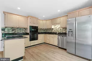 46613 Silhouette Square, Sterling, VA 20164 - Photo 10