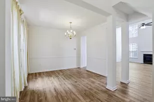 46733 Hollow Mountain Pl, Sterling, VA 20164 - Photo 8