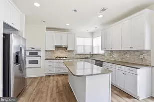 46733 Hollow Mountain Pl, Sterling, VA 20164 - Photo 10