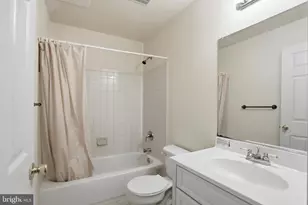 46733 Hollow Mountain Pl, Sterling, VA 20164 - Photo 32