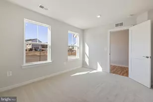 42580 Pitlochry Ter, Sterling, VA 20166 - Photo 22