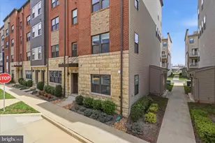 20518 Milbridge Ter, Ashburn, VA 20147 - Photo 2