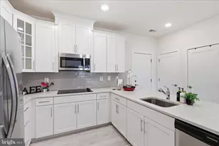 20518 Milbridge Ter, Ashburn, VA 20147 - Photo 10