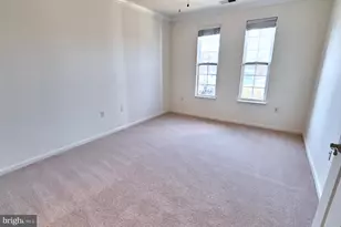 21216 McFadden Square, Sterling, VA 20165 - Photo 20