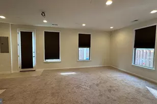 42407 Dogwood Glen Square, Sterling, VA 20166 - Photo 10