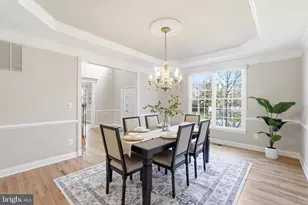 19925 Interlachen Cir, Ashburn, VA 20147 - Photo 10