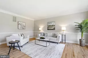 19925 Interlachen Cir, Ashburn, VA 20147 - Photo 8