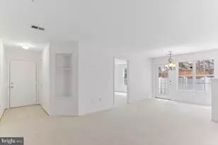 631 Constellation Square SE, Leesburg, VA 20175 - Photo 2