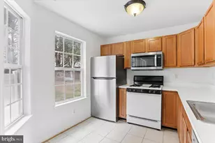 631 Constellation Square SE, Leesburg, VA 20175 - Photo 6