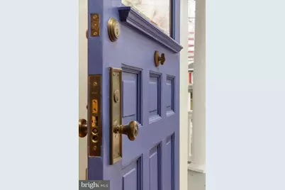 407 S King Street, Leesburg, VA 20175 - Photo 8