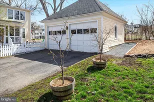 407 S King St, Leesburg, VA 20175 - Photo 70