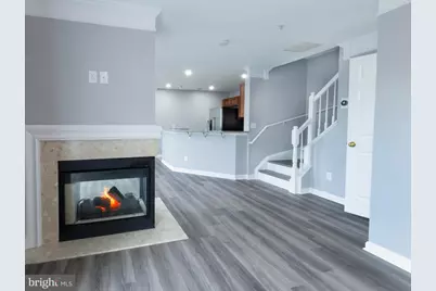 46934 Courtyard Square #300, Sterling, VA 20164 - Photo 4