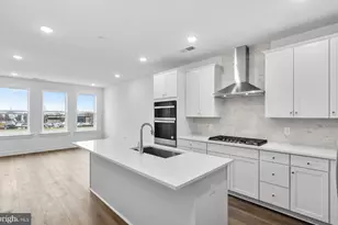 19864 Yellow Daisy Ter, Ashburn, VA 20147 - Photo 10