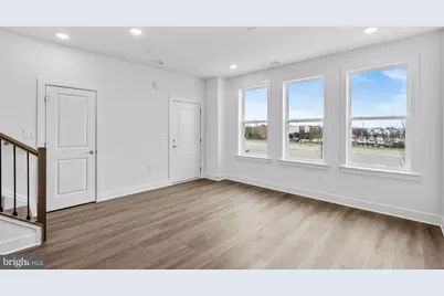 19864 Yellow Daisy Terrace, Ashburn, VA 20147 - Photo 2