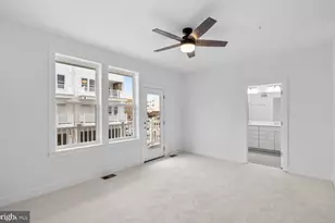 19864 Yellow Daisy Ter, Ashburn, VA 20147 - Photo 18