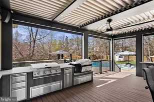 22043 Water Run Ct, Ashburn, VA 20148 - Photo 110