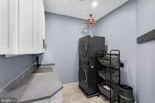22043 Water Run Ct, Ashburn, VA 20148 - Photo 92