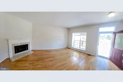 121 Paddington Way NE, Leesburg, VA 20176 - Photo 4