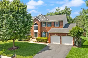 828 Anthony Ct SE, Leesburg, VA 20175 - Photo 2