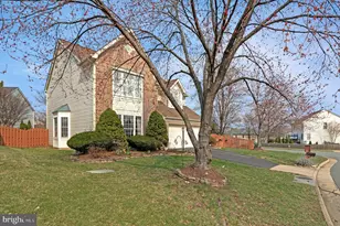 42946 Gotham Way, Ashburn, VA 20147 - Photo 2