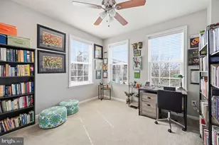 19416 Coppermine Sq, Leesburg, VA 20176 - Photo 22