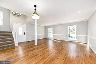 36 Aldridge Ct, Sterling, VA 20165 - Photo 8