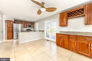 36 Aldridge Ct, Sterling, VA 20165 - Photo 10