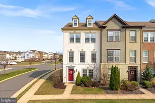 412 Wild Onion Terrace, Leesburg, VA 20175 - Photo 2