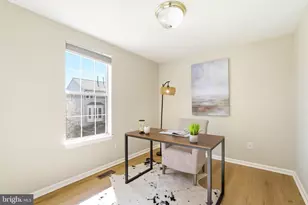 43213 Wayside Cir, Ashburn, VA 20147 - Photo 32