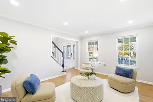 43213 Wayside Cir, Ashburn, VA 20147 - Photo 14