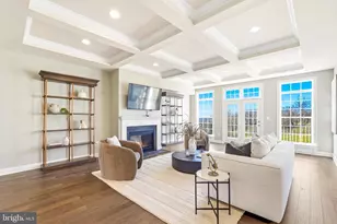 16217 Waterford Crest Pl, Paeonian Springs, VA 20129 - Photo 2