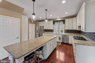 20923 Trenton Cir, Leesburg, VA 20175 - Photo 10