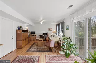 206 Cardinal Glen Cir, Sterling, VA 20164 - Photo 12