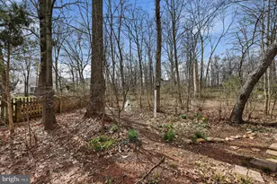 206 Cardinal Glen Cir, Sterling, VA 20164 - Photo 26