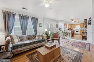 206 Cardinal Glen Cir, Sterling, VA 20164 - Photo 14