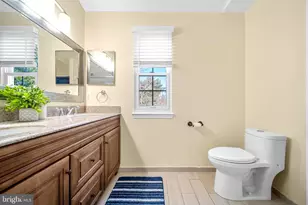 46842 Lawnes Creek Terrace, Sterling, VA 20165 - Photo 40