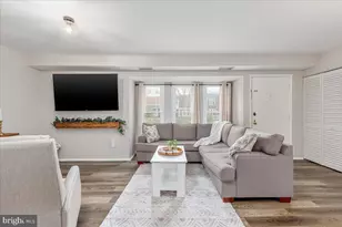 237 Roanoke Dr SE, Leesburg, VA 20175 - Photo 14