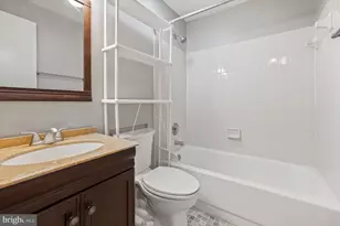 46724 Summit Terrace, Sterling, VA 20164 - Photo 22