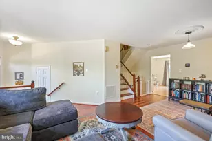 46934 Trumpet Cir, Sterling, VA 20164 - Photo 4