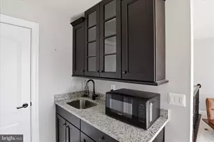 21179 Ashburn Heights Dr, Ashburn, VA 20148 - Photo 36