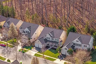 44029 Riverpoint Dr, Leesburg, VA 20176 - Photo 6