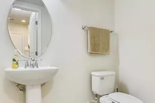 22887 Lacey Oak Terrace, Sterling, VA 20166 - Photo 8