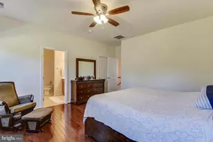 22887 Lacey Oak Terrace, Sterling, VA 20166 - Photo 12